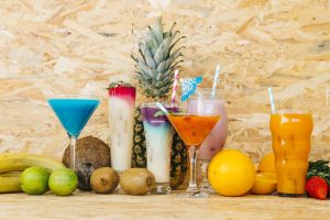 cocktails-tropical-fruits