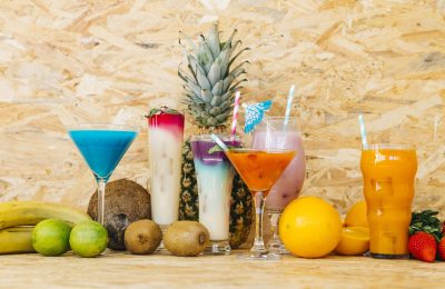 cocktails-tropical-fruits